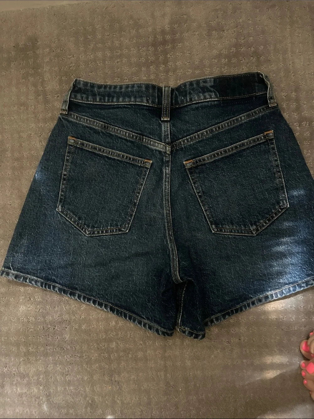 Abercrombie & Fitch Curve love style. Dark Wash Denim Shorts. NWT - Picture 4 of 5